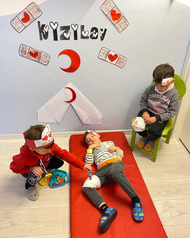 Kızılay Haftası Pano Çalışmaları 12