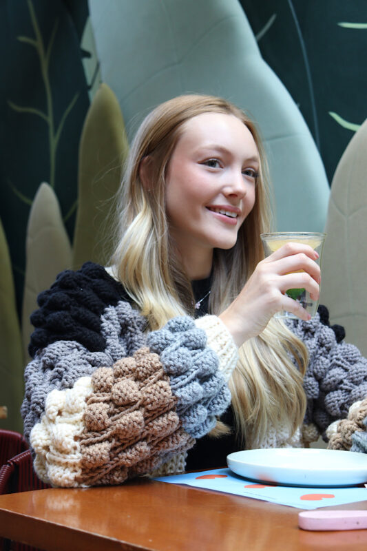 Yeni Moda Örgü Hırka Modelleri 12