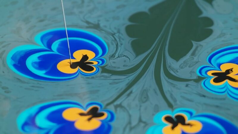 Ebru Menekşe Nasıl Yapılır?