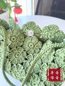 Rafya İpten Çiçek Çanta Yapılışı 5