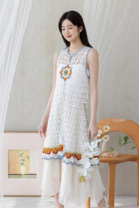 Dantel Örgü Yelek Yapılışı 7