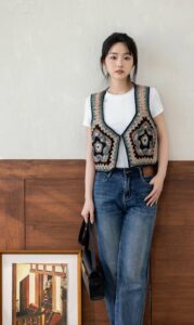 Tığ İşi Motifli Örgü Yelek Yapılışı 2