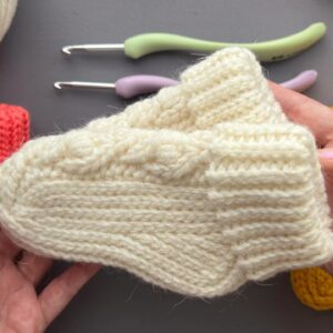 Baklava Desenli Bebek Patiği Yapılışı 2