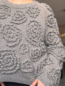 Örgü Üzerine Çiçek İşleme Nasıl Yapılır? 1