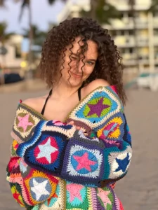 Tığ İşi Yıldız Hırka Modeli