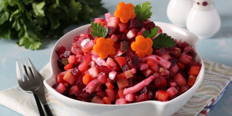 Gün İçin Değişik Salata Tarifleri 24